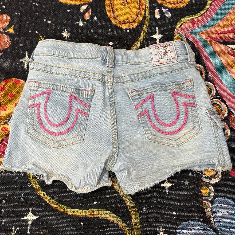 True Religion Maisie Mid Rise Light Wash Pink Embroidered Denim Shorts Girls 12